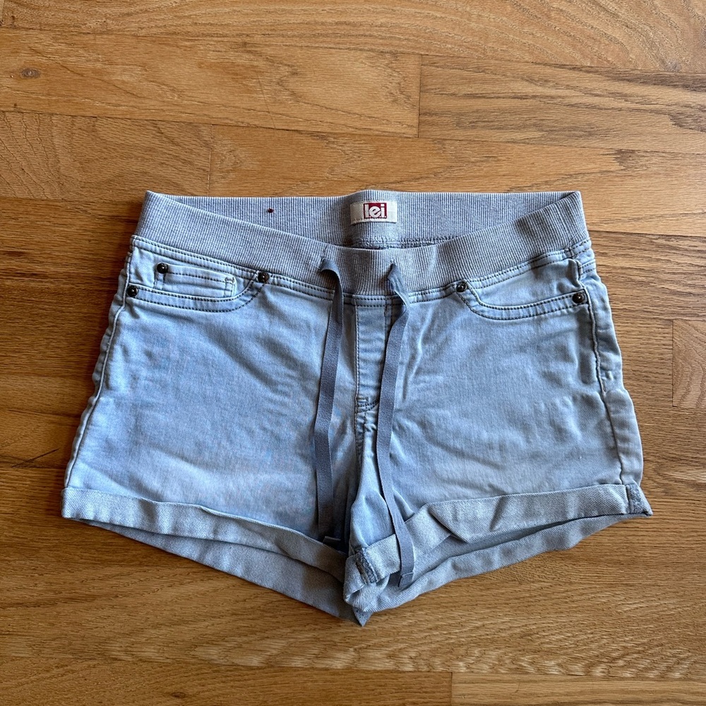 LEI Women's Light Gray Jean Shorts